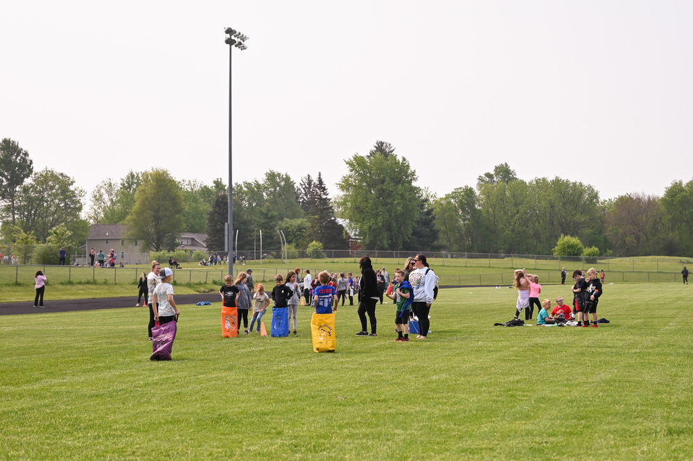 Track and Field Day for Elementary Pecatonica CUSD 321